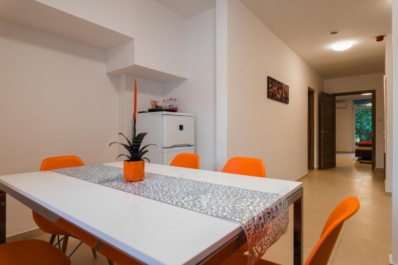 Tisza Gyongye Apartmanhaz Apartment Szeged Exterior photo
